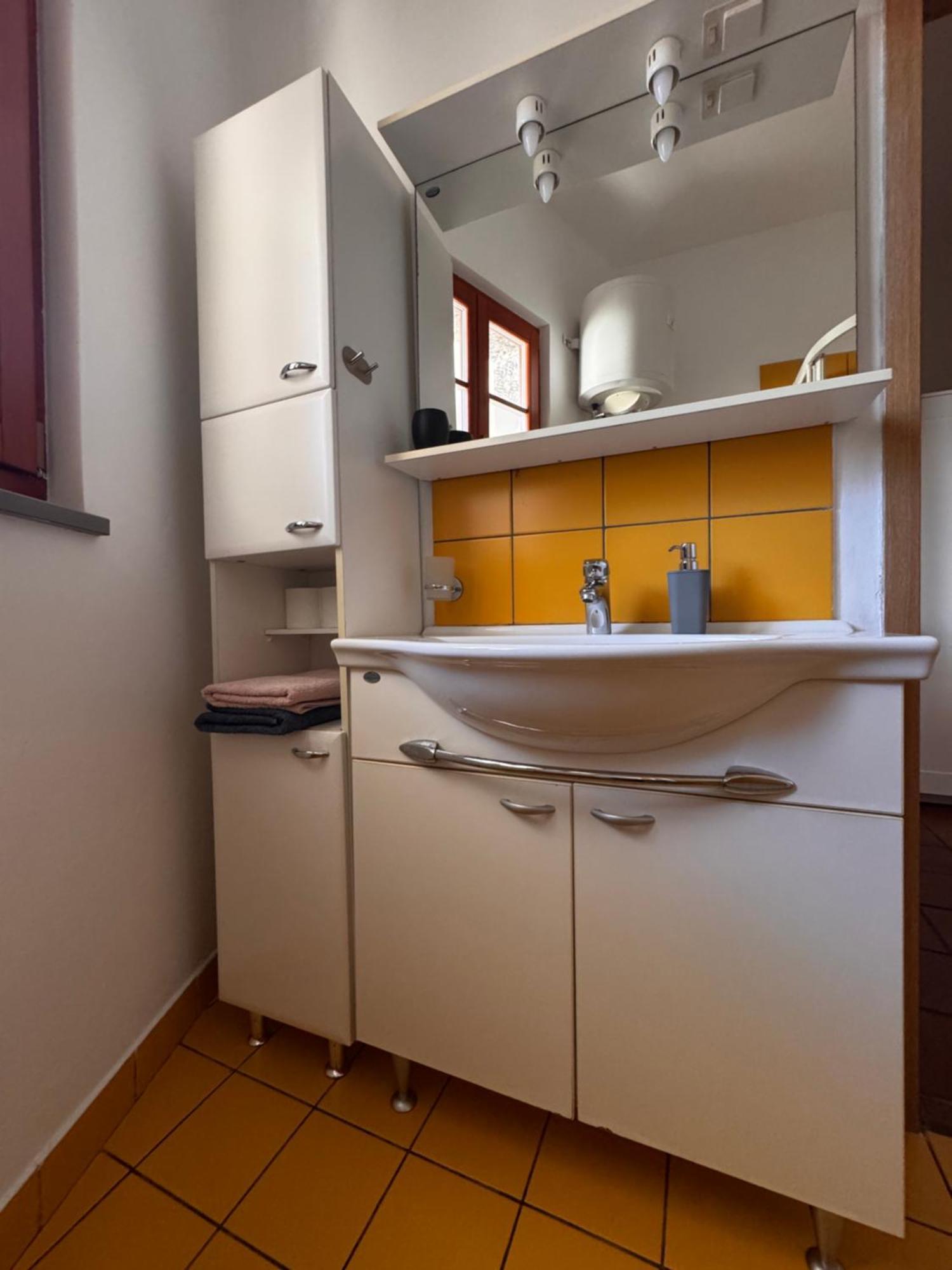 דקאני Bordon Wines, Estate With Accommodation מראה חיצוני תמונה