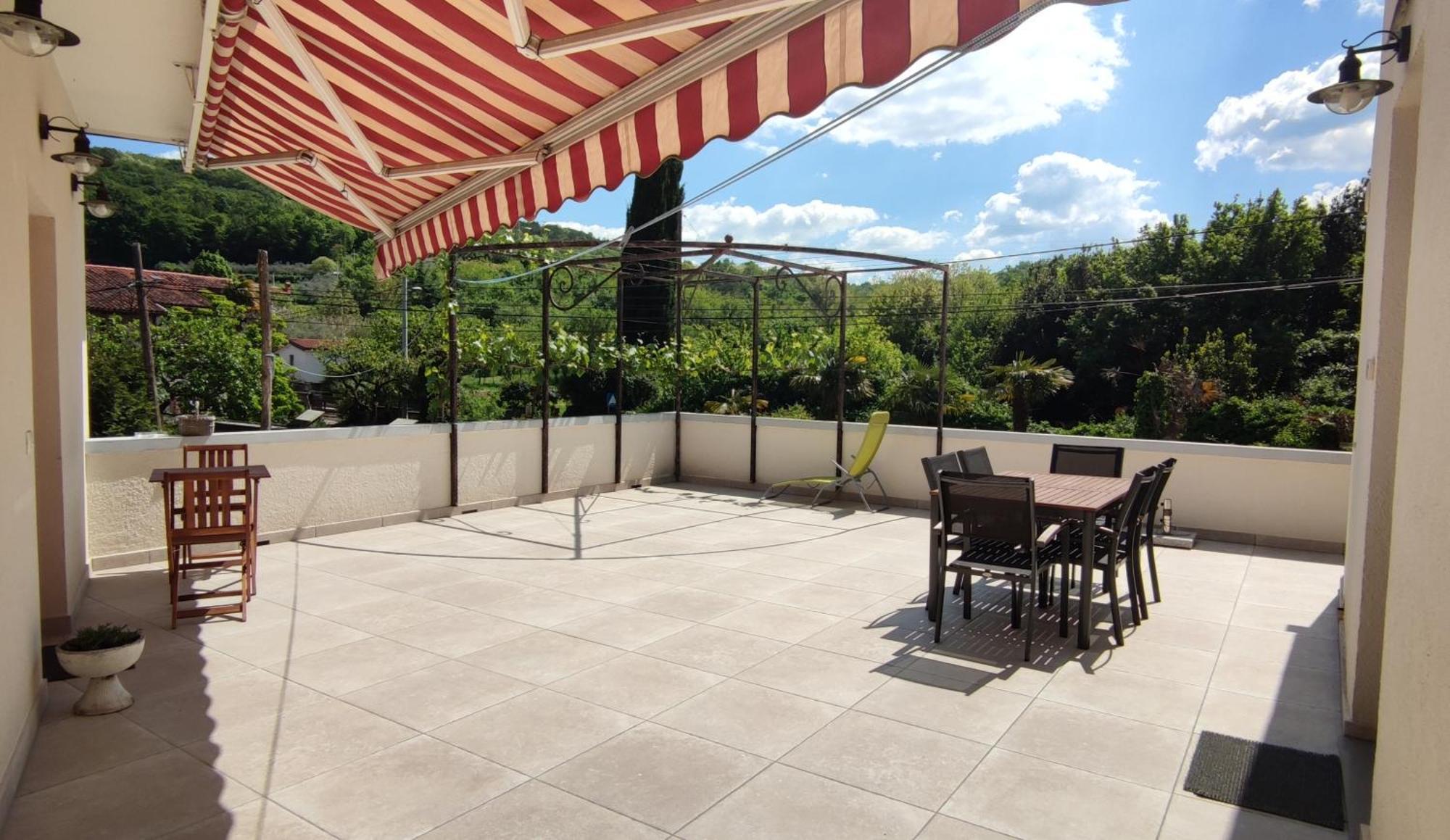 דקאני Bordon Wines, Estate With Accommodation מראה חיצוני תמונה